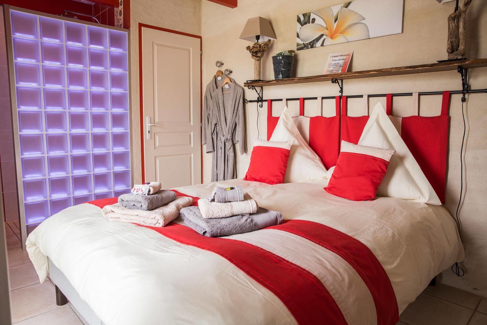 Bed and Breakfast L'Echappee Tremoussante Saint-Barthélemy-de-Vals Exteriér fotografie